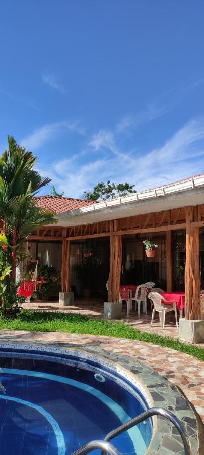 La Casa De La Abuela Villa Sucua Exterior photo