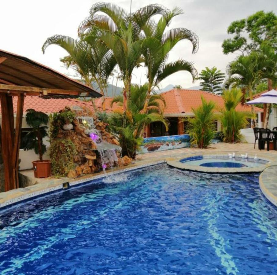 La Casa De La Abuela Villa Sucua Exterior photo